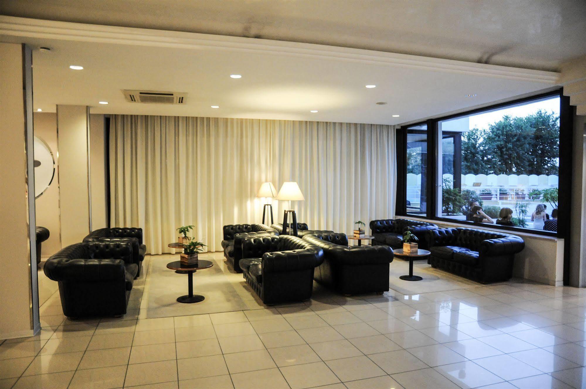 Oxygen Lifestyle Viserbella di Rimini